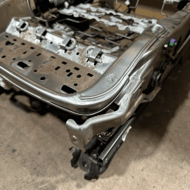 ACURA MDX 17-18 SH-AWD FRONT RIGHT PASSENGER SIDE SEAT TRACK ADJUST FRAME OEM ACURA MDX 17-18 SH-AWD FRONT RIGHT PASSENGER SIDE SEAT TRACK ADJUST FRAME OEM