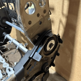 ACURA MDX 17-18 SH-AWD FRONT RIGHT PASSENGER SIDE SEAT TRACK ADJUST FRAME OEM ACURA MDX 17-18 SH-AWD FRONT RIGHT PASSENGER SIDE SEAT TRACK ADJUST FRAME OEM