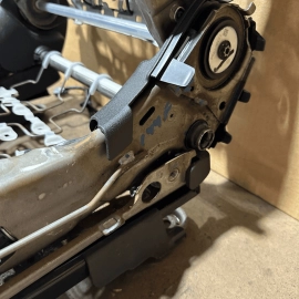 ACURA MDX 17-18 SH-AWD FRONT RIGHT PASSENGER SIDE SEAT TRACK ADJUST FRAME OEM ACURA MDX 17-18 SH-AWD FRONT RIGHT PASSENGER SIDE SEAT TRACK ADJUST FRAME OEM