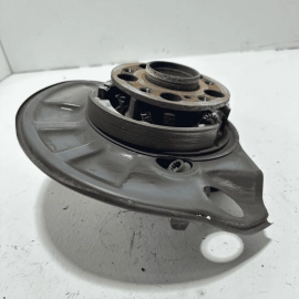 Mercedes W221 S550 CL550 Rear Right Passenger Spindle Knuckle Hub OEM 2007-2013