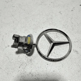 2007-2013 Mercedes W221 S550 S600 Front Hood Badge Emblem Star Logo OEM
