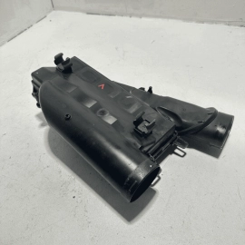 2012 - 2017 MERCEDES S550 CLS550 ENGINE RIGHT AIR CLEANER INTAKE HOUSING BOX OEM