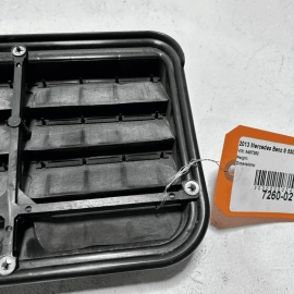 MERCEDES W221 S550 2007-2017 Rear Right or Left Floor Antenna Pressure Vent OEM