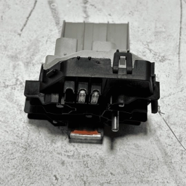 Mercedes 10-13 W221 S550 Front Under Hood Fuse Power Junction Box Relay OEM