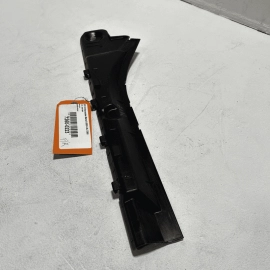 Mercedes 07-13 W221 S550 FRONT PASSENGER FENDER UPPER SUPPORT BRACKET COVER OEM