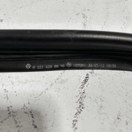 Mercedes 07-13 W221 S550 CL550 REAR GASKET BONNET HOOD SEAL WEATHERSTRIP OEM