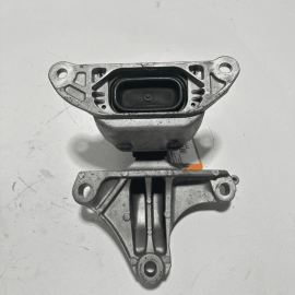 2018-2020 HONDA ACCORD FRONT LEFT SIDE ENGINE TRANSMISSION MOUNT BRACKET OEM