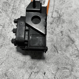 Valve Block Solenoid Valve Air Suspension Airmatic Mercedes CLS 53 2019-2021 OEM