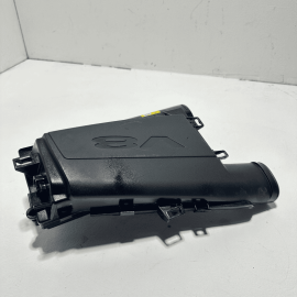 Air Intake Cleaner Box Left Mercedes S550 2012-2017 OEM
