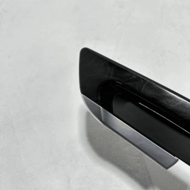 BMW 750LI 09-15 F01 F02 FRONT PASSENGER SIDE INTERIOR DOOR PANEL WOOD TRIM OEM BMW 750LI 09-15 F01 F02 FRONT PASSENGER SIDE INTERIOR DOOR PANEL WOOD TRIM OEM