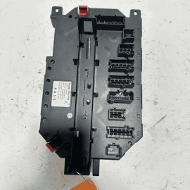 2011-2013 Mercedes Benz S550 Front Under Hood Fuse Box Module Assembly OEM