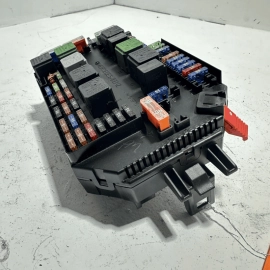 2011-2013 Mercedes Benz S550 Front Under Hood Fuse Box Module Assembly OEM