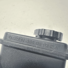 Power Steering Oil Tank Reservoir Mercedes-Benz S550 2011-2013  / CL 550 OEM