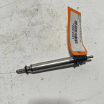 MERCEDES 12 - 17  S550 S63 AMG CLS550 Fuel Injector 2780700687 Genuine OEM