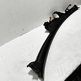 2007-2013 MERCEDES S550 S600 WINDSHIELD COWL PANEL BAFFLE WATER COVER TRIM OEM