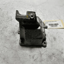 2012-2013 Mercedes W221 S550 4.7L Engine Right Passenger Side Mount Bracket OEM