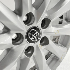 2018 - 2020 Toyota Camry Aluminum Wheel Rim 17x7.5J Factory Silver
