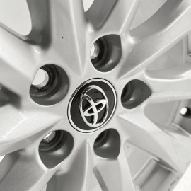 2018 - 2020 Toyota Camry Aluminum Wheel Rim 17x7.5J Factory Silver