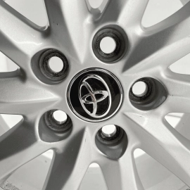 2018 - 2020 Toyota Camry Aluminum Wheel Rim 17x7.5J Factory Silver