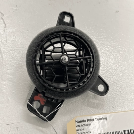 2016 - 2021 HONDA PILOT REAR 3RD ROW PASSENGER QUARTER PANEL AIR VENT GRILL