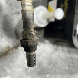 Engine Exhaust Oxygen / O2 Lambda Sensor HUMMER H2 2003 OEM