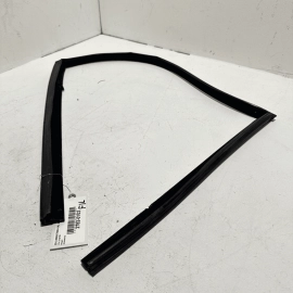 2009-2015 BMW 750LI F01 F02 FRONT PASSENGER DOOR WINDOW GLASS RUN CHANNEL OEM