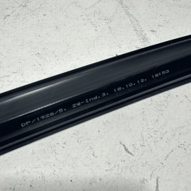 2009-2015 BMW 750LI F01 F02 FRONT PASSENGER DOOR WINDOW GLASS RUN CHANNEL OEM