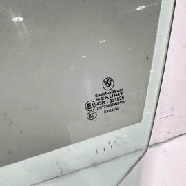 2009 - 2015 BMW 750 LI F02 FRONT LEFT DRIVER SIDE DOOR WINDOW GLASS OEM