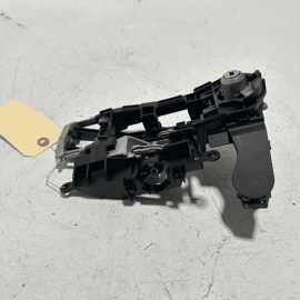 2009-15 BMW 750 Li FRONT LEFT DRIVER DOOR EXTERIOR CARRIER HANDLE BRACKET OEM