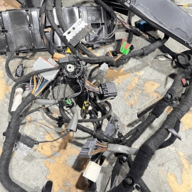 2017 JAGUAR XE 2.0L 3.0L ENGINE BAY WIRE WIRING HARNESS W/ FUSE BOX OEM 2017 JAGUAR XE 2.0L 3.0L ENGINE BAY WIRE WIRING HARNESS W/ FUSE BOX OEM