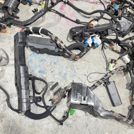 2017 JAGUAR XE 2.0L 3.0L ENGINE BAY WIRE WIRING HARNESS W/ FUSE BOX OEM