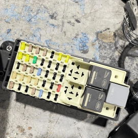 2017 JAGUAR XE 2.0L 3.0L ENGINE BAY WIRE WIRING HARNESS W/ FUSE BOX OEM 2017 JAGUAR XE 2.0L 3.0L ENGINE BAY WIRE WIRING HARNESS W/ FUSE BOX OEM