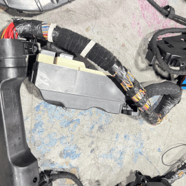 2017 JAGUAR XE 2.0L 3.0L ENGINE BAY WIRE WIRING HARNESS W/ FUSE BOX OEM