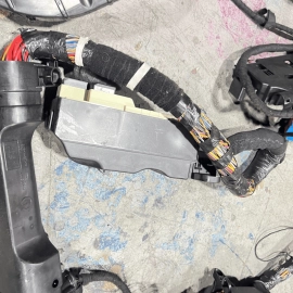 2017 JAGUAR XE 2.0L 3.0L ENGINE BAY WIRE WIRING HARNESS W/ FUSE BOX OEM 2017 JAGUAR XE 2.0L 3.0L ENGINE BAY WIRE WIRING HARNESS W/ FUSE BOX OEM