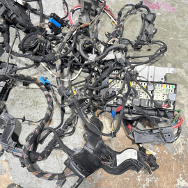 2017 JAGUAR XE 2.0L 3.0L ENGINE BAY WIRE WIRING HARNESS W/ FUSE BOX OEM