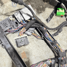 2017 JAGUAR XE 2.0L 3.0L ENGINE BAY WIRE WIRING HARNESS W/ FUSE BOX OEM