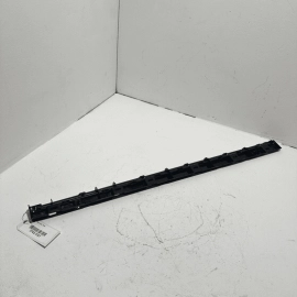 2009-2015 BMW 750 Li FRONT RIGHT SIDE SKIRT ROCKER PANEL MOLDING BRACKET OEM