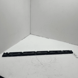 2009-2015 BMW 750 Li FRONT RIGHT SIDE SKIRT ROCKER PANEL MOLDING BRACKET OEM