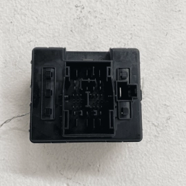 21-23 KIA K5 ENGINE MODULE FUSE BOX OEM
