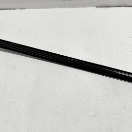 BMW 750LI 09-15 F01 F02 FRONT PASSENGER SIDE DOOR WINDOW FRAME UPPER MOLDING OEM BMW 750LI 09-15 F01 F02 FRONT PASSENGER SIDE DOOR WINDOW FRAME UPPER MOLDING OEM