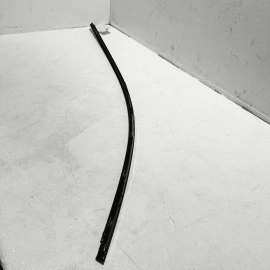 BMW 750LI 09-15 F01 F02 FRONT PASSENGER SIDE DOOR WINDOW FRAME UPPER MOLDING OEM BMW 750LI 09-15 F01 F02 FRONT PASSENGER SIDE DOOR WINDOW FRAME UPPER MOLDING OEM