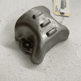 21-23 KIA K5 1.6L ENGINE TURBOCHARGER MOUNT HEAT SHIELD PROTECTOR LOWER OEM