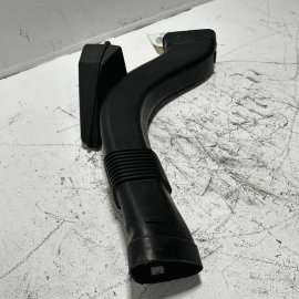 2009-2015 BMW 750LI ENGINE LEFT AIR CLEANER AIR DUCT CHANNEL OEM