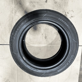 Blackhawk Street-H HH11 225 / 55 R17 97W OEM Year 2022 7/32 