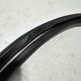 2016-2021 HONDA CIVIC FRONT LEFT SIDE DOOR BODY WEATHERSTRIP SEAL OEM