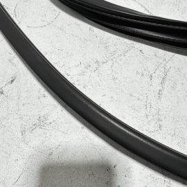 2016-2021 HONDA CIVIC FRONT LEFT SIDE DOOR BODY WEATHERSTRIP SEAL OEM