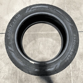 USED Goodyer Assurance 215/55 R17 94V Tire  M+S  6/32