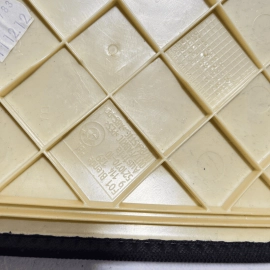 2009-2015 BMW 750 F01 F02 HIGH MOUNT 3RD BRAKE STOP LIGHT LAMP COVER TRIM OEM