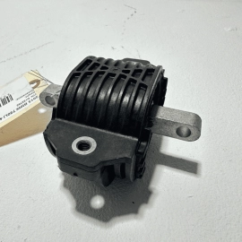 Automatic Transmission Mount Bracket BMW 750LI 4.4L 2013-2015 OEM