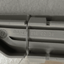 2007-12 Mercedes X164 GL450 Front Seat Right Grille Cover Trim 251-914-02-3